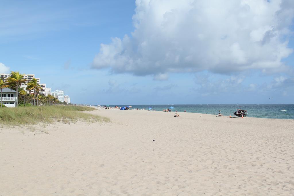 Castle By The Sea Motel Lauderdale-by-the-Sea Exterior foto